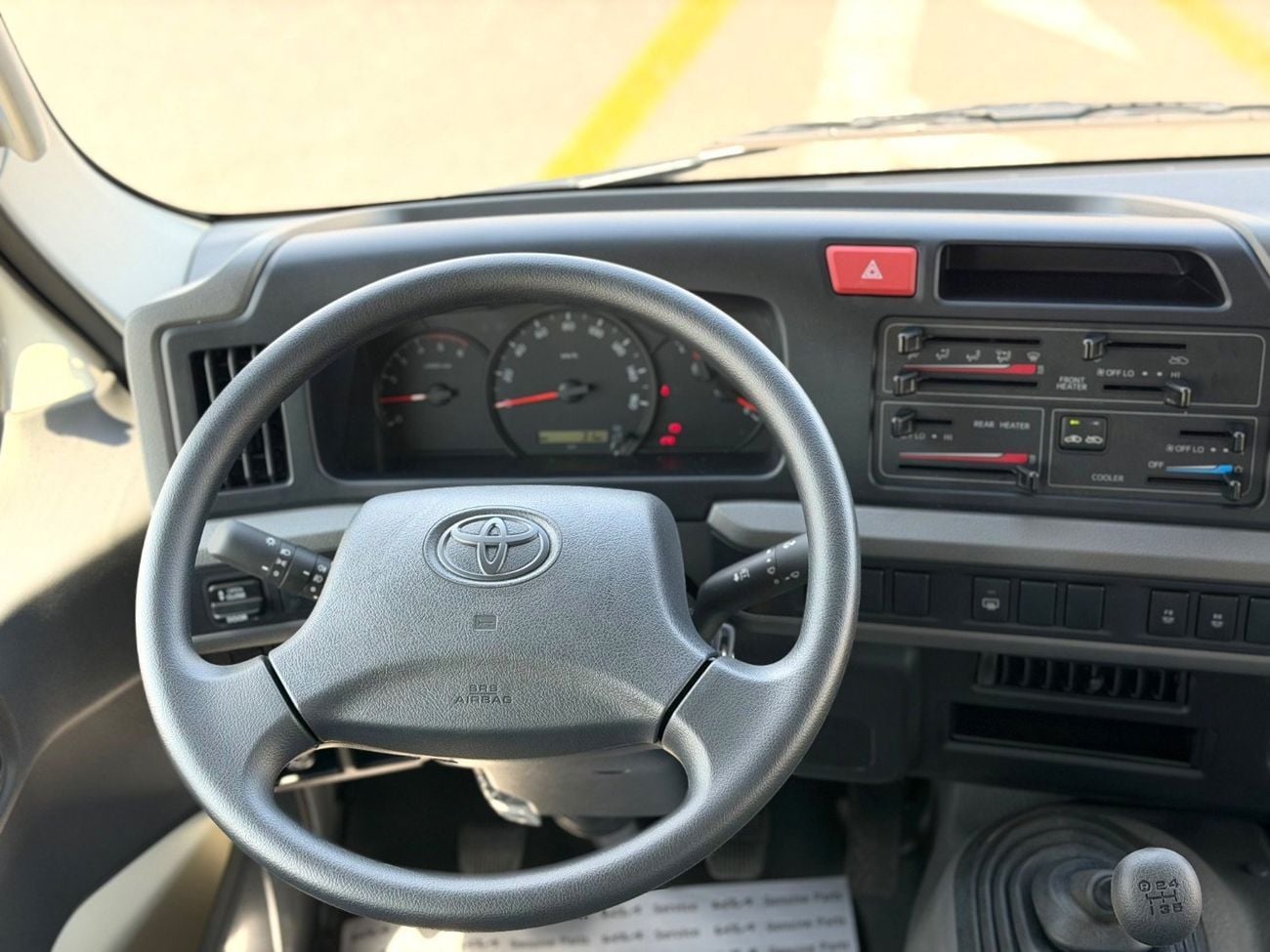 Toyota Coaster Toyota coaster 4,2L Diesel 2026/2026 GCC