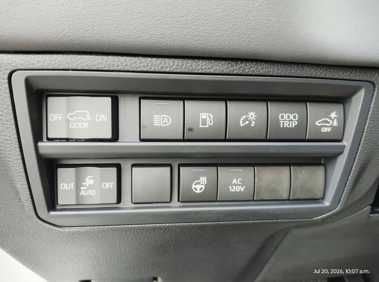 Toyota Sequoia CAPSTONE