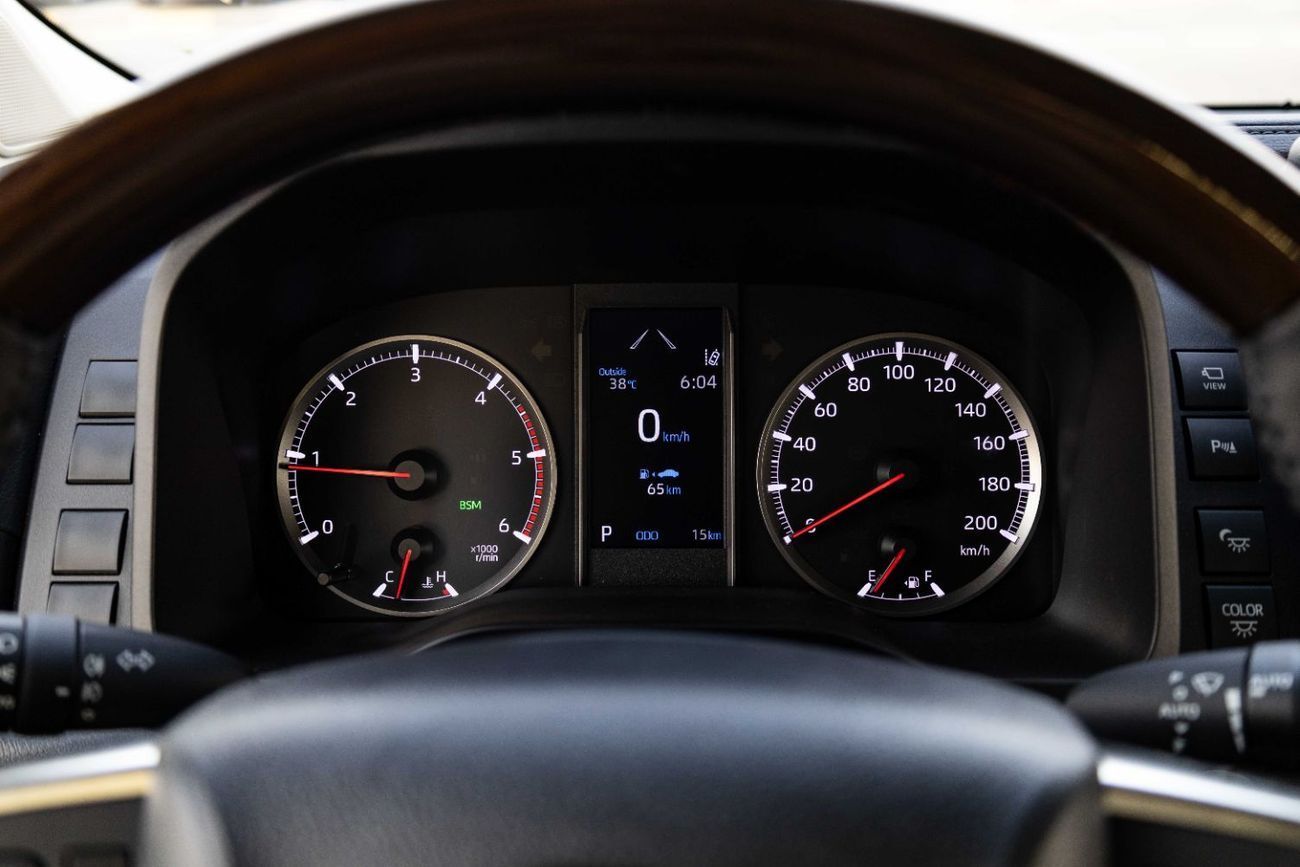Toyota Granvia V 2.8L - Black Inside Beige | Export Only