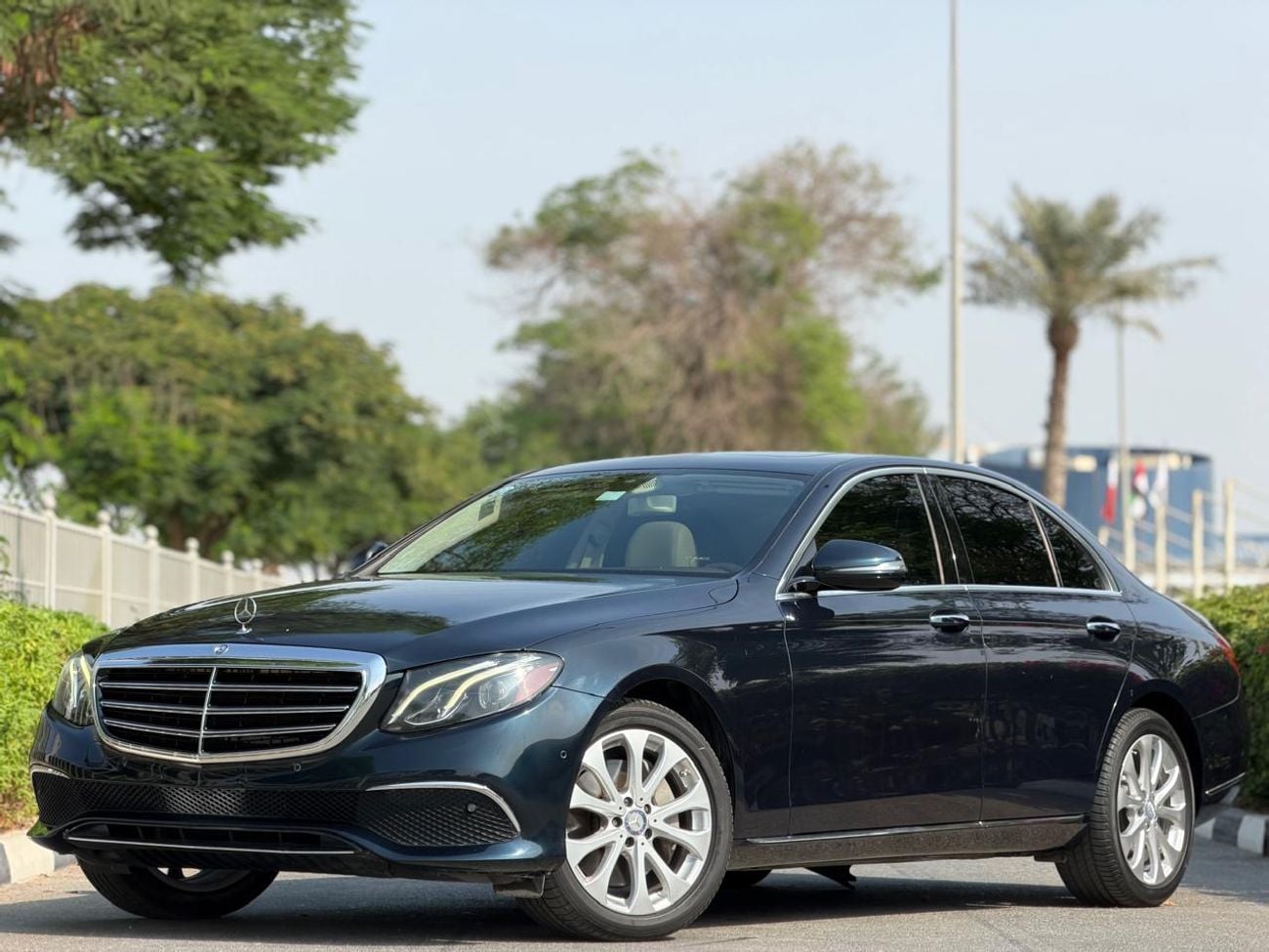 Mercedes Benz E300 AMG Mercedes E300 US 2017 Full option No Accident clean title