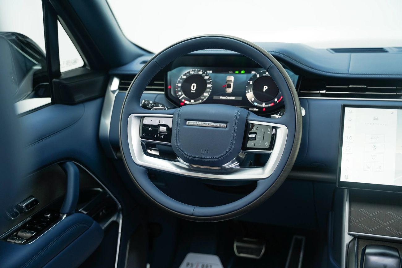 Land Rover Range Rover SV LWB P615
