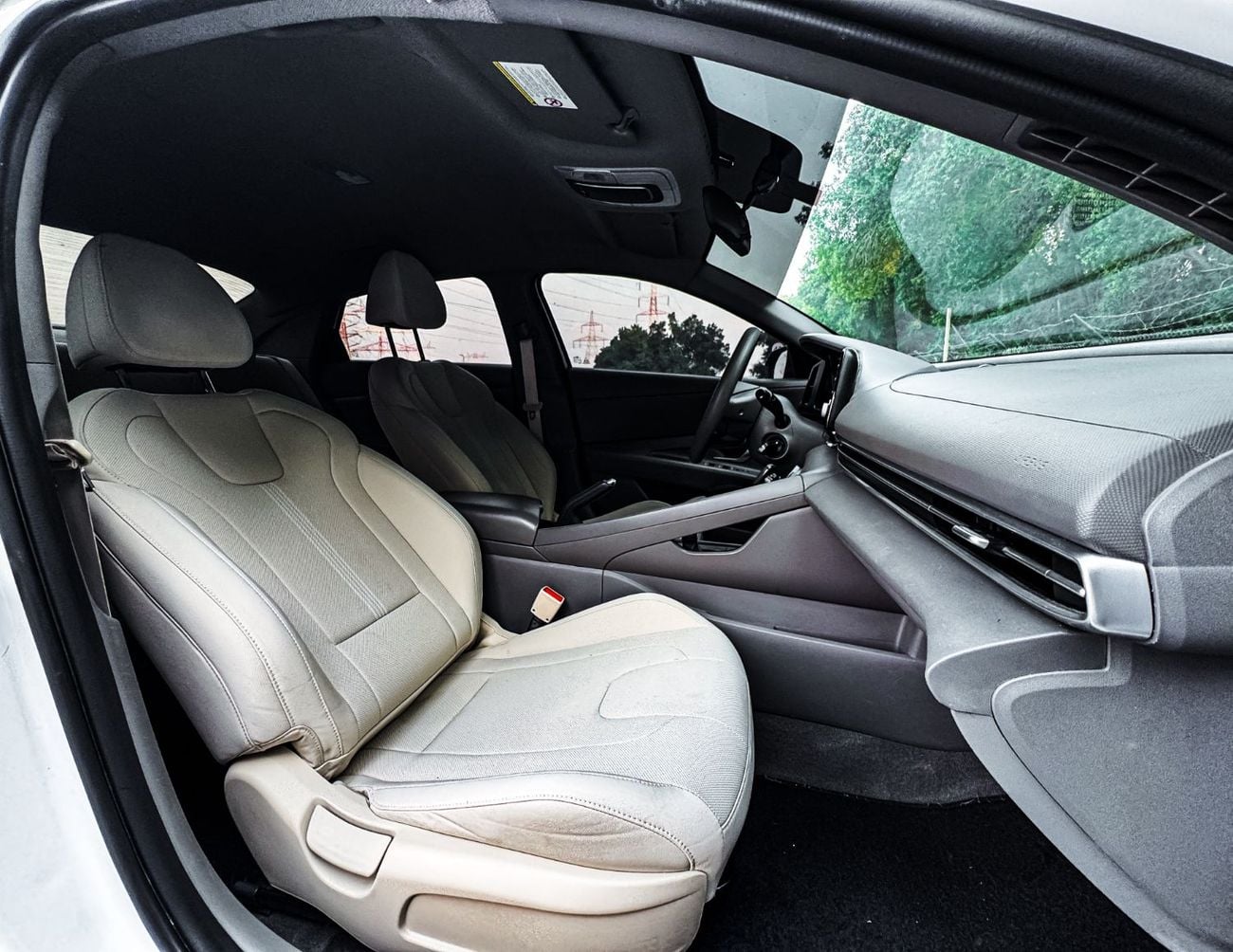 Hyundai Elantra SMART Hyundai Elantra 2022 | 1.6L V4 | GCC Specs | Accident-Free | Excellent Condition | AED 672/Month