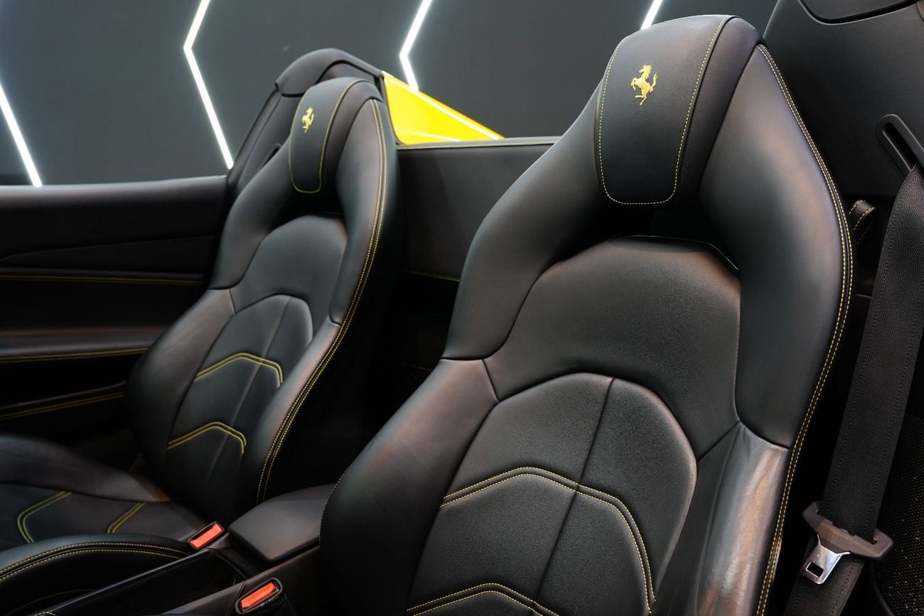Ferrari 488 Spider STANDARD Carbon Fiber Pack, Passenger Display, JBL Audio, GCC Specs!!