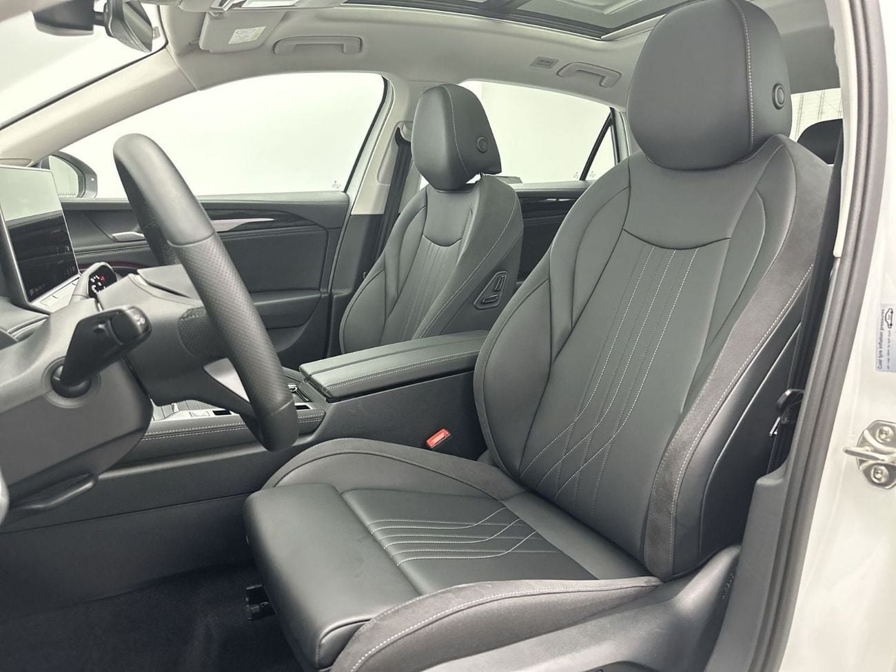 Volkswagen Passat HIGHLINE Passat B-Line Comfortline 1.5L | Ex-Demo | Full Safety Package | ACC | Keyless Entry | LED Headlight