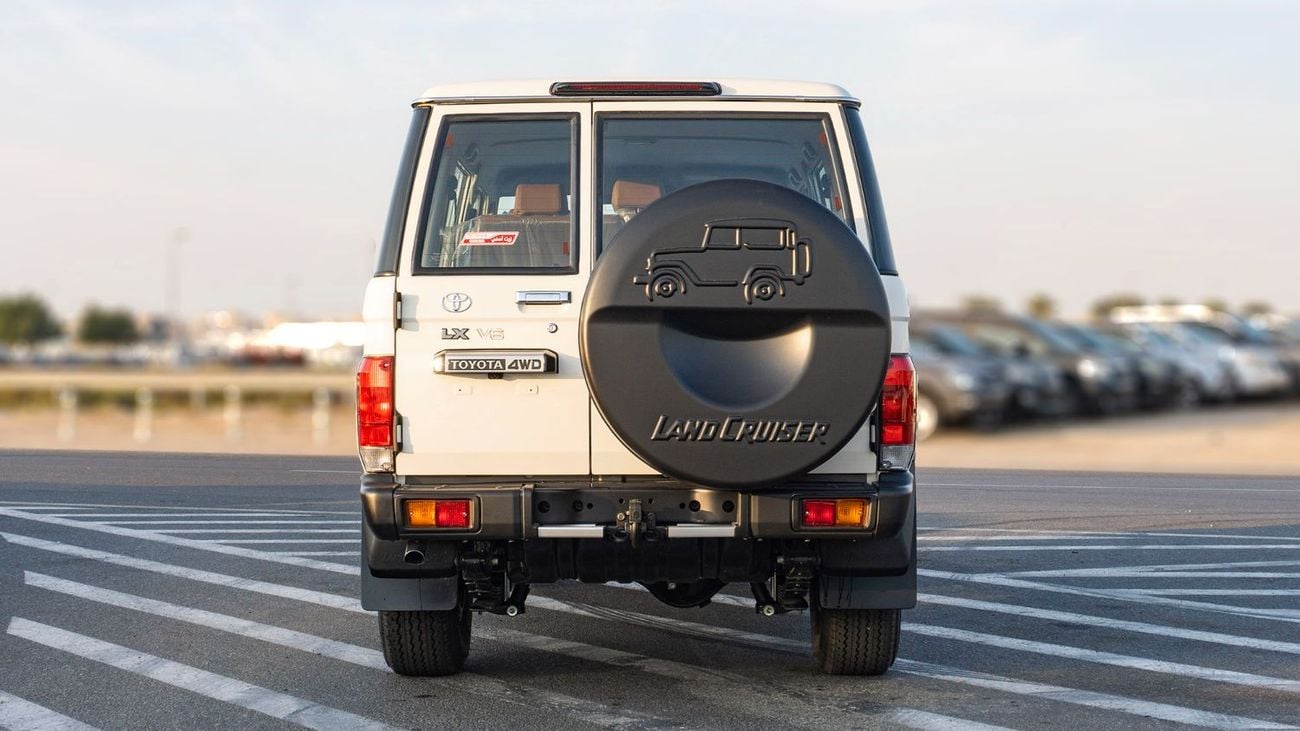 Toyota Land Cruiser 70 LC76 LX 2026 Toyota Land Cruiser LC76 4.0L AT Petrol Full Option (White)