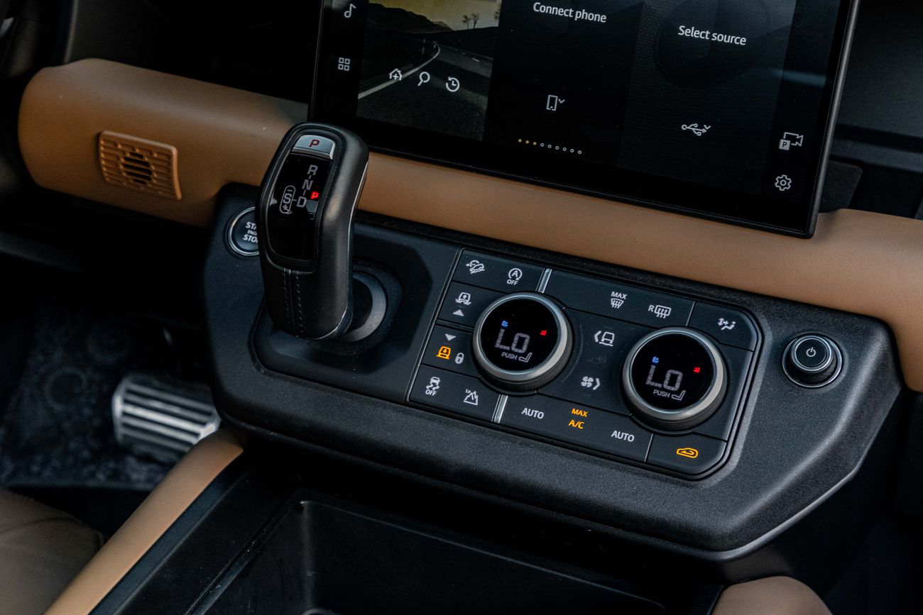 Land Rover Defender P400 Stealth Edition Defender 110 P400 Stealth Edition | 7,442 P.M | 0% Downpayment | Perfect Condition!