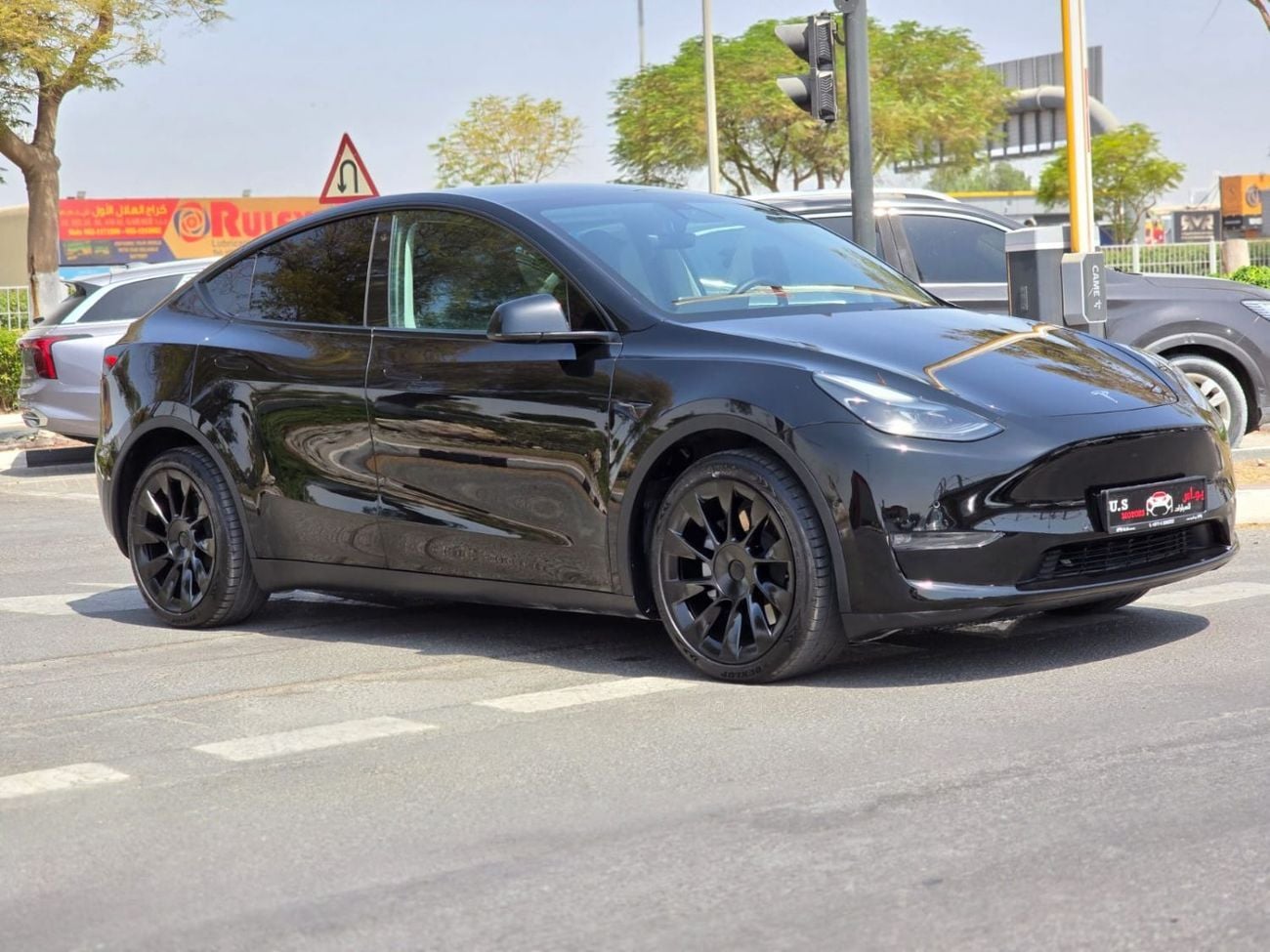 Tesla Model Y LONG RANGE AWD DUAL MOTOR 2022 GCC WITH TESLA AGENCY WARRANTY TILL 2030 SINGLE OWNER IN MINT CONDITION