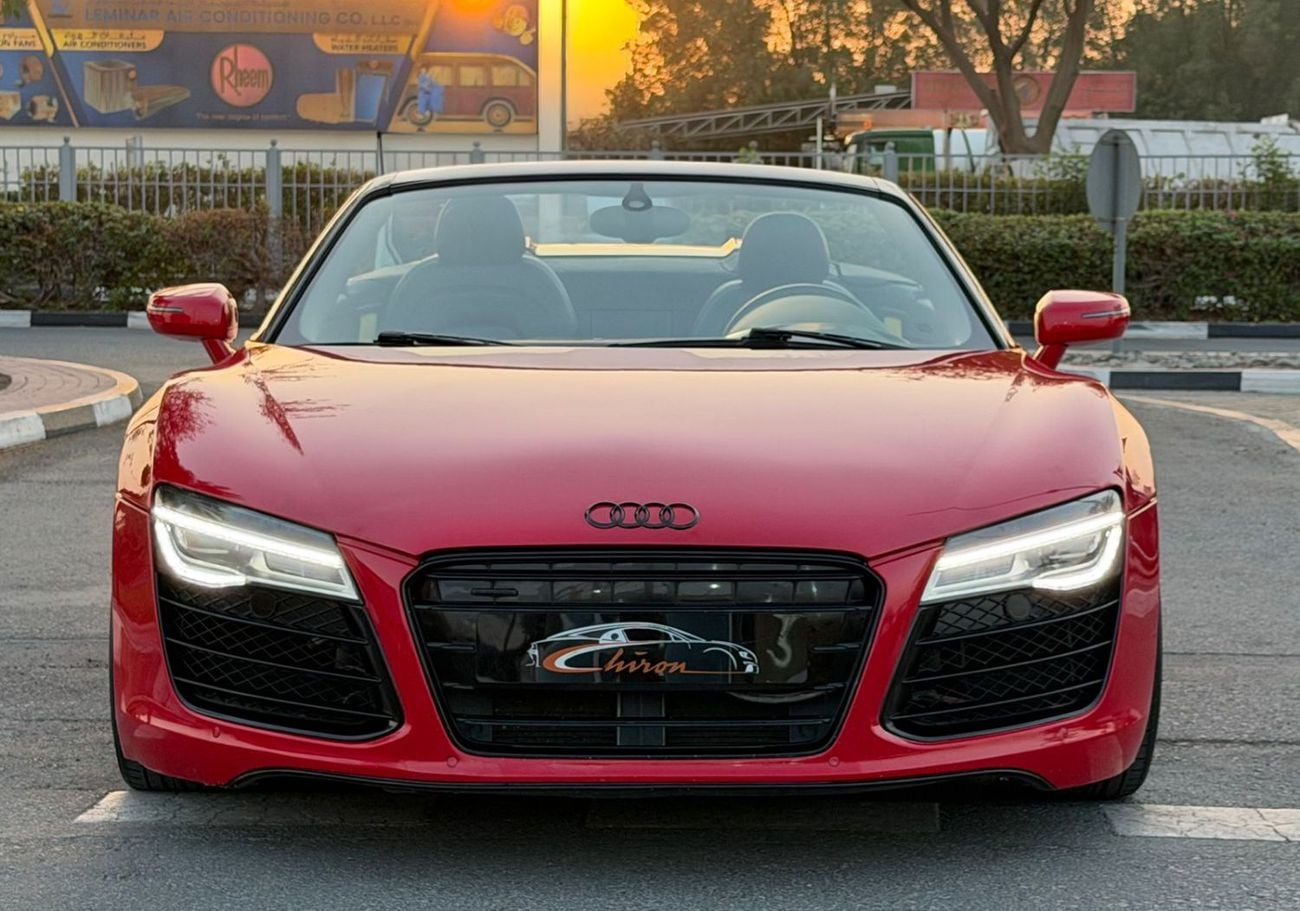 Audi R8 Spyder FSI Audi R8 Spyder 2016 GCC Specs V8 Convertible in Perfect Conditions