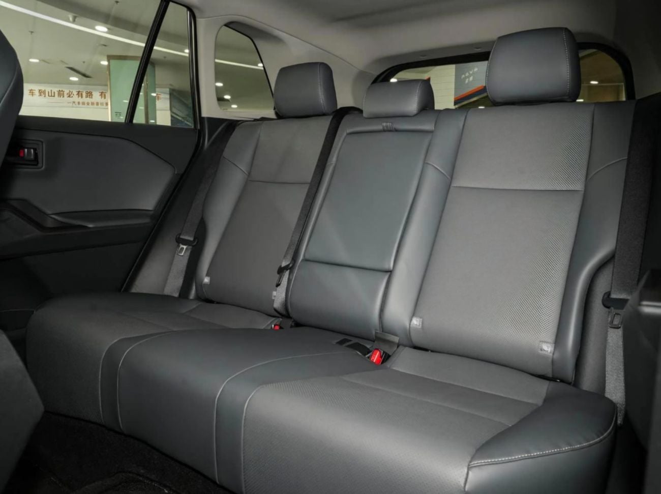 Toyota RAV4 LUXURY HEV RAV4 Luxury Edition 2.0L 4WD