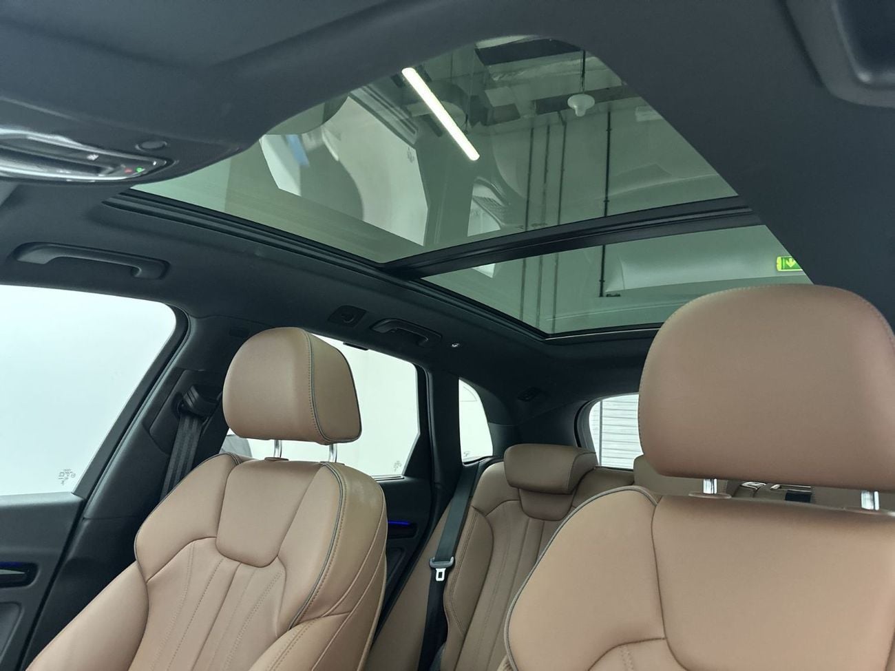 Audi Q5 45 TFSI S-LINE quattro 249hp (Ref# 42750)