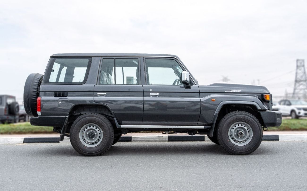 Toyota Land Cruiser 70 LC76 HT VXR Toyota Land Cruiser 4.0L MT Petrol (Grey-Brown) Basic