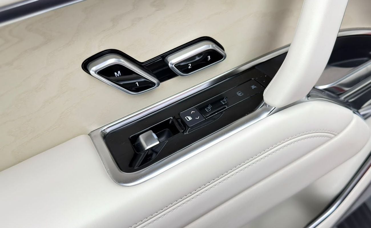 Land Rover Range Rover SV P530