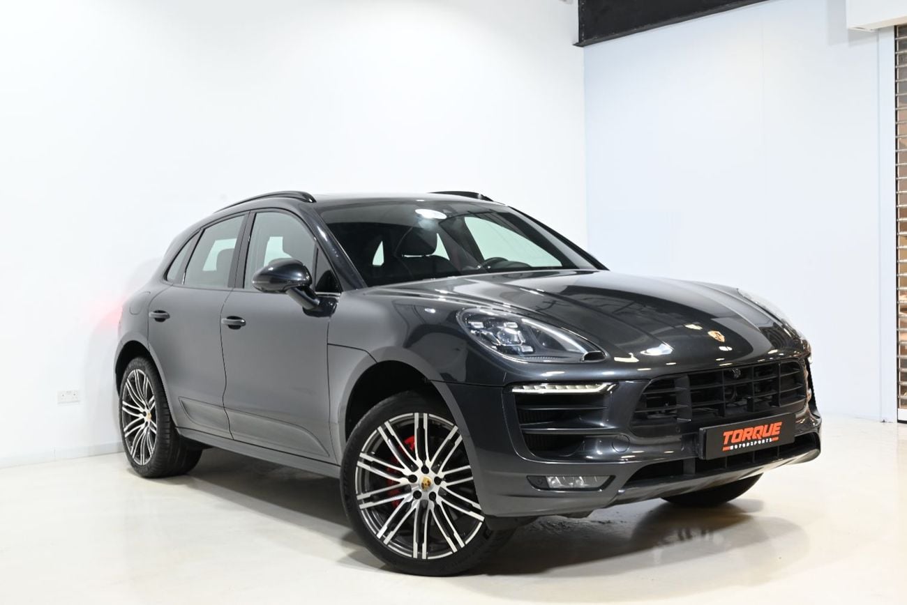 Porsche Macan TURBO 2017 Porsche Macan Turbo, Full Service History, Excellent Condition, GCC