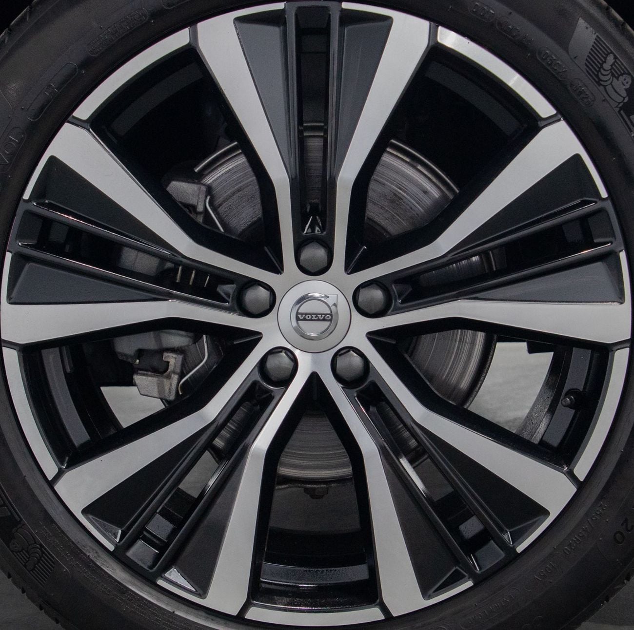 Volvo XC60 ULTIMATE DARK