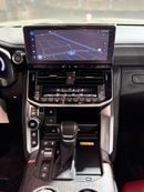 تويوتا لاند كروزر VXR