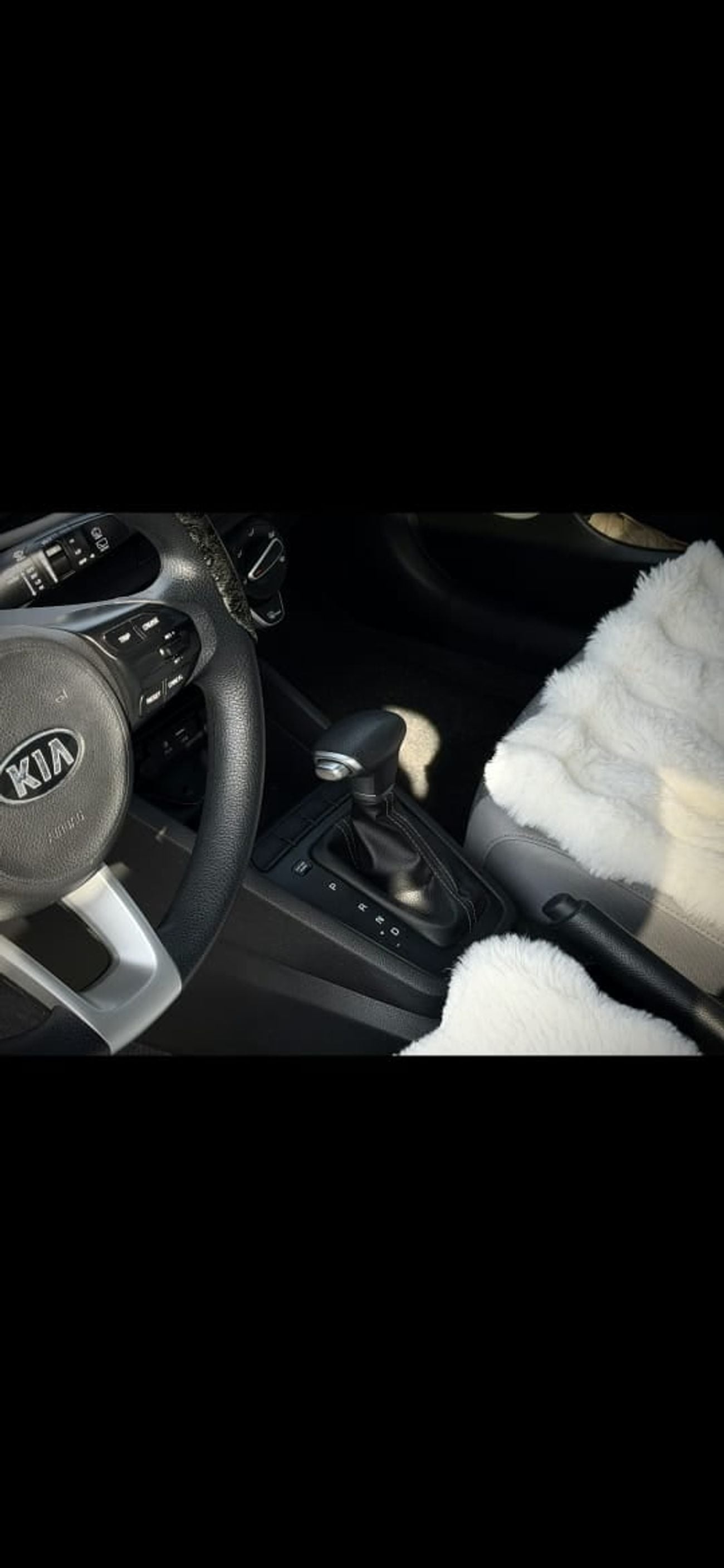 Kia Rio EX 1.4L Hatchback GCC Low Mileage Perfect Condition