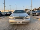 Lincoln Town Car SIGNATURE VERY CLEAN CAR LOW MILEAGE