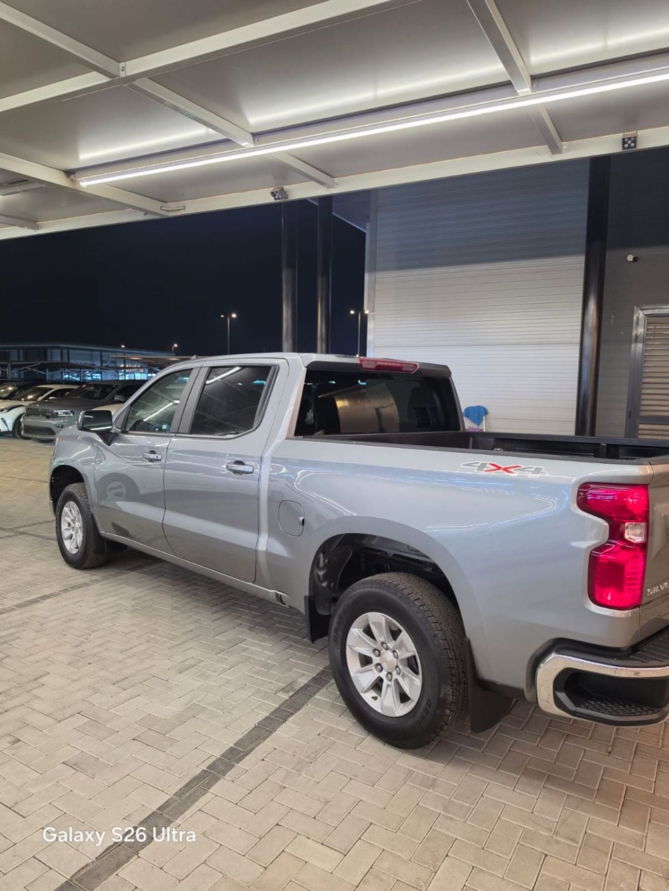 Chevrolet Silverado 1500 CREW CAB 2LT TRAILBOSS The car is in excellent condition, 4x4, imported from Canada, no accidents or paintwork.