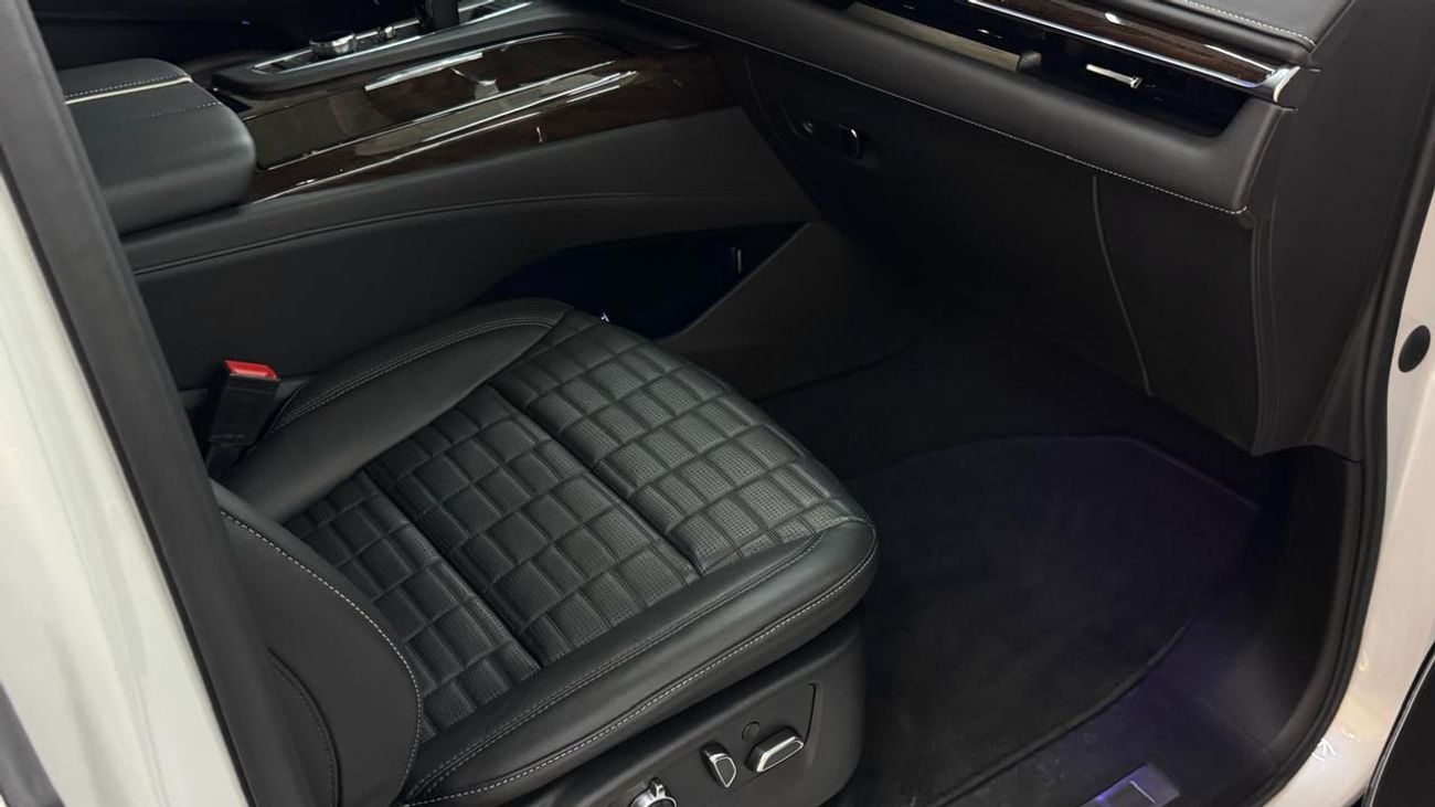 Cadillac Escalade PREMIUM LUXURY PLATINUM FULL SPEC
