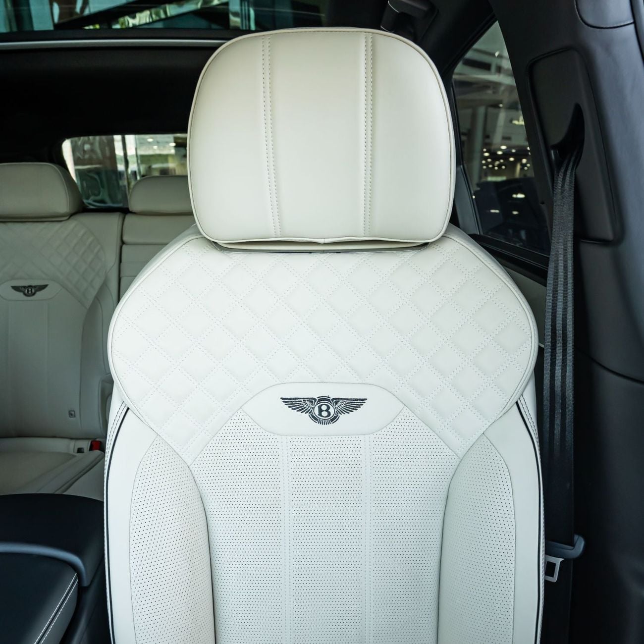 Bentley Bentayga FIRST EDITION 2021 BENTLEY BENTAYGA V8 DONE 19,000KM