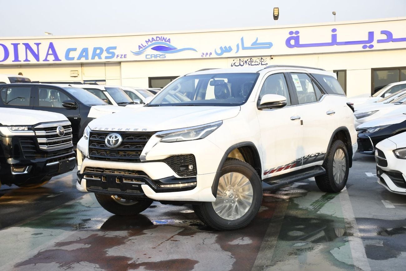 Toyota Fortuner SR5 4.0L V6 inside Black Full option