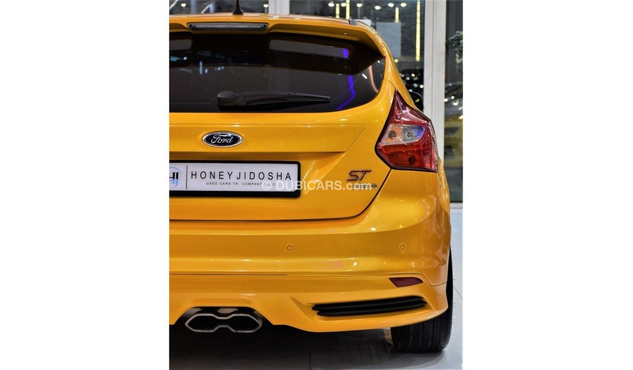 Ford Focus ORIGINAL PAINT ( صبغ وكاله ) Ford Focus ST 2014 Model! GCC Specs