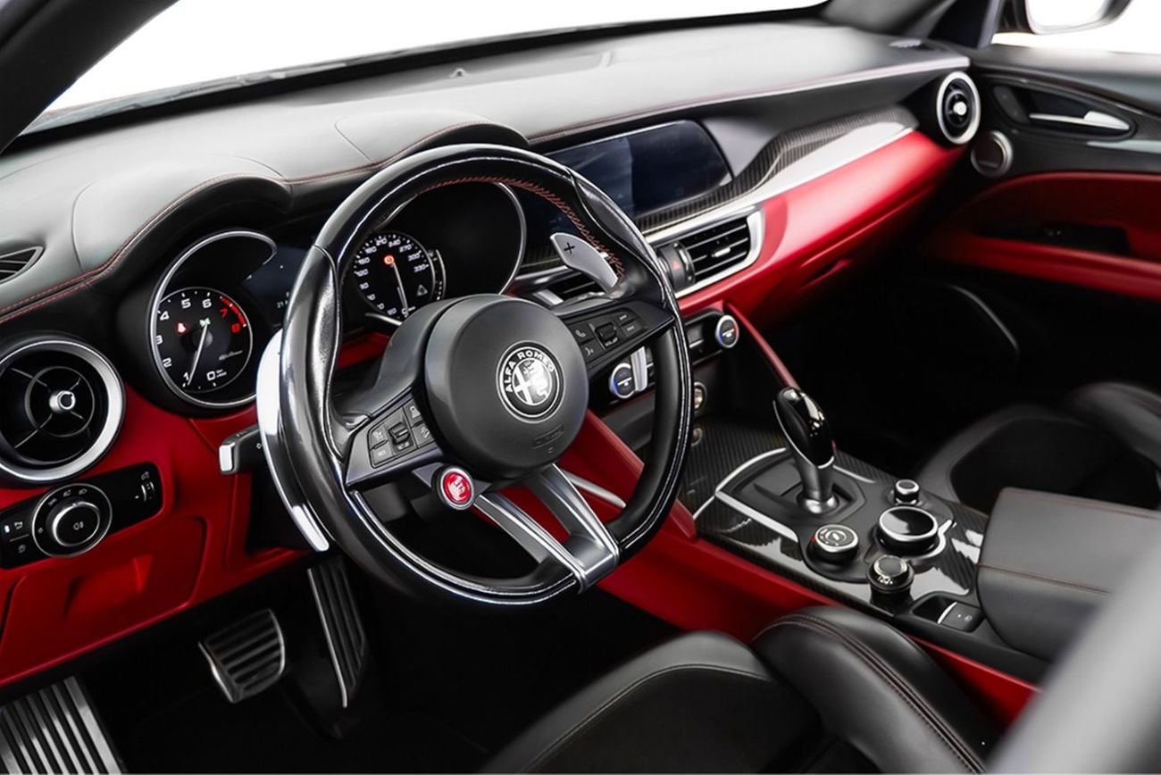 Alfa Romeo Stelvio QUADRIFOGLIO