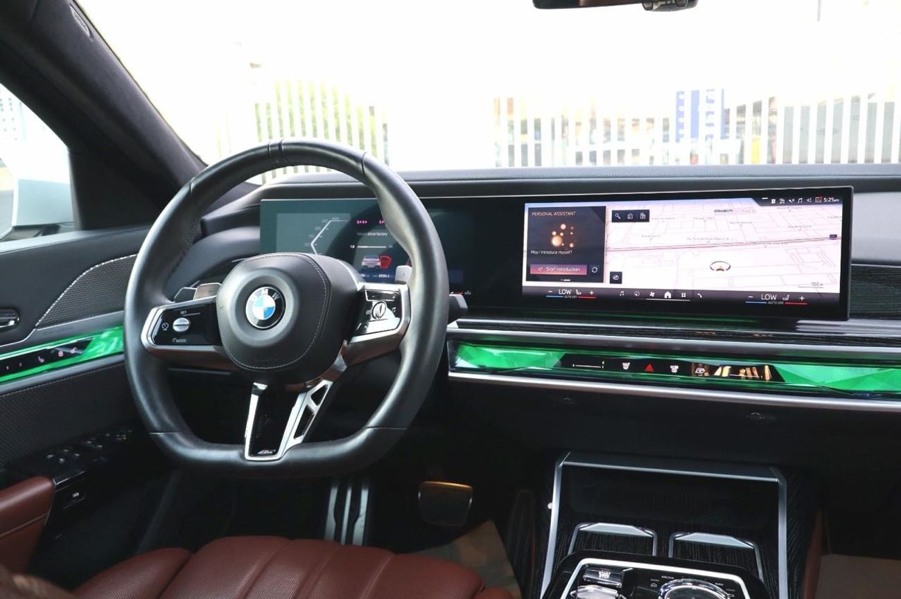 BMW 735i M SPORT