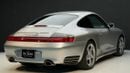 بورش 911 Carrera 4S Japanese Specs