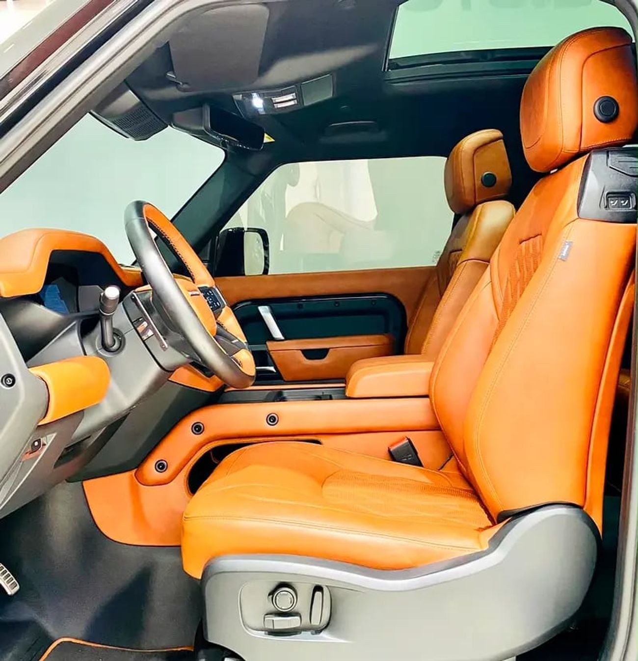 لاند روفر ديفندر 90 V8 Edition P525 - European Specs