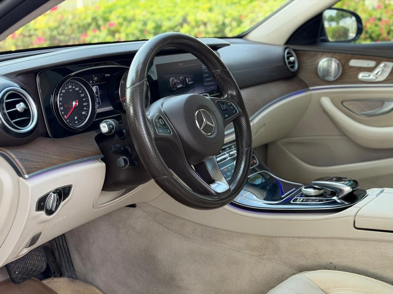 Mercedes Benz E300 AMG Mercedes E300 US 2017 Full option No Accident clean title