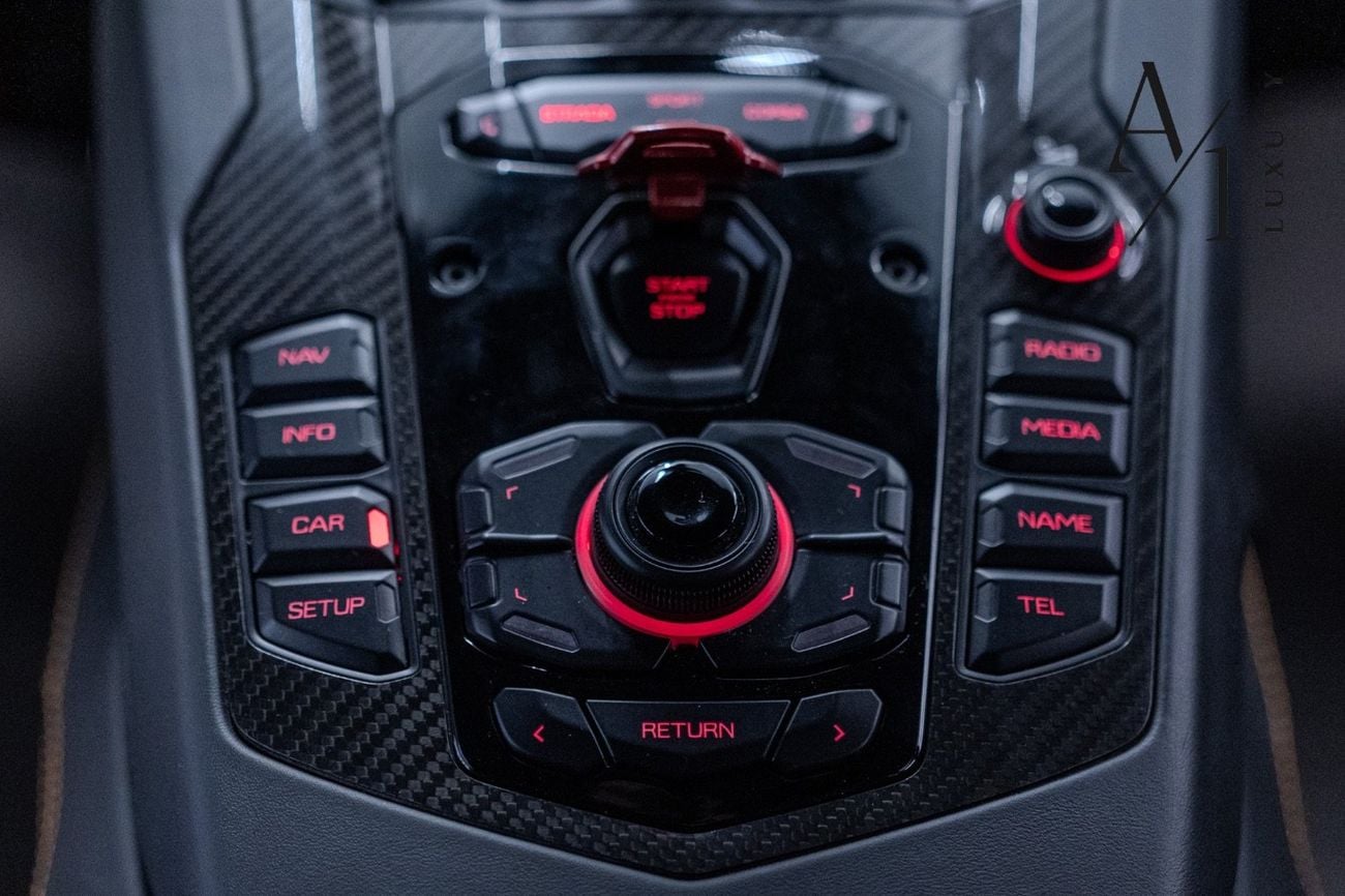 لامبورغيني أفينتادور S 2018, Immaculate Condition, Carbon Fibre Package, Japanese Spec