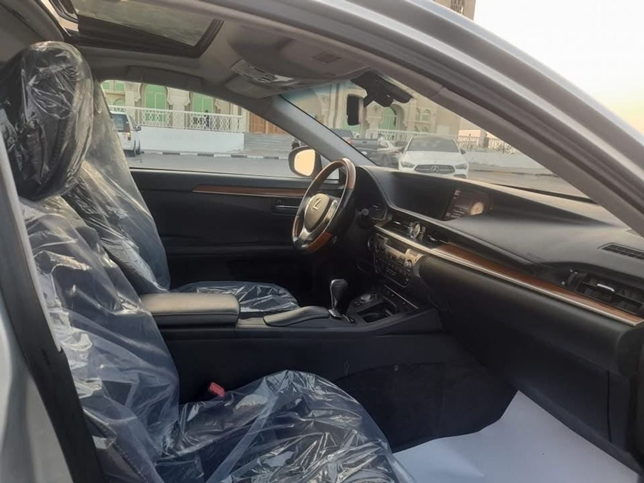 لكزس ES300h STANDARD 2013