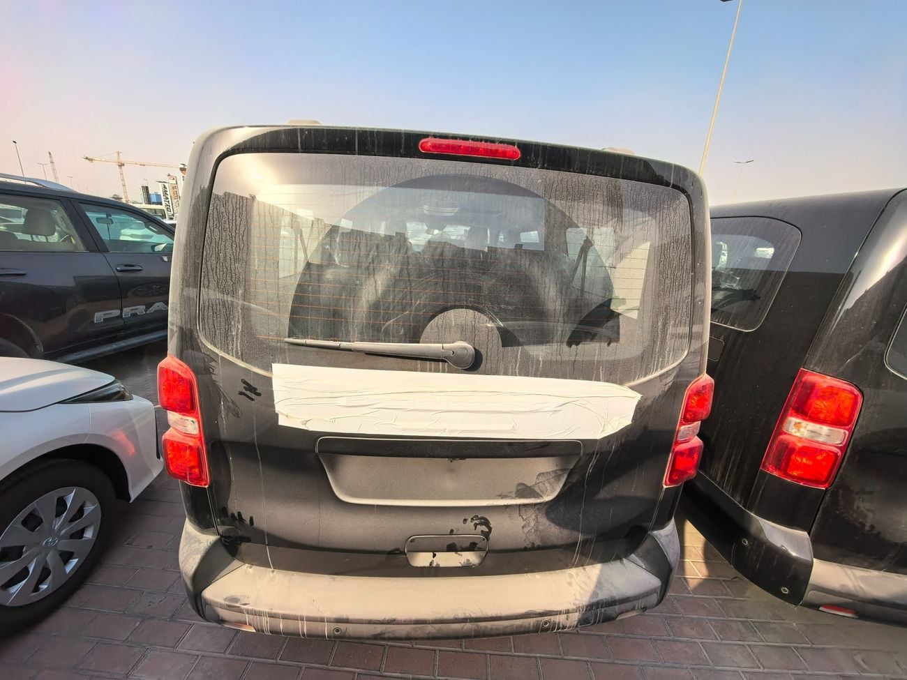 بيجو ترافلر VIP 7 Seater