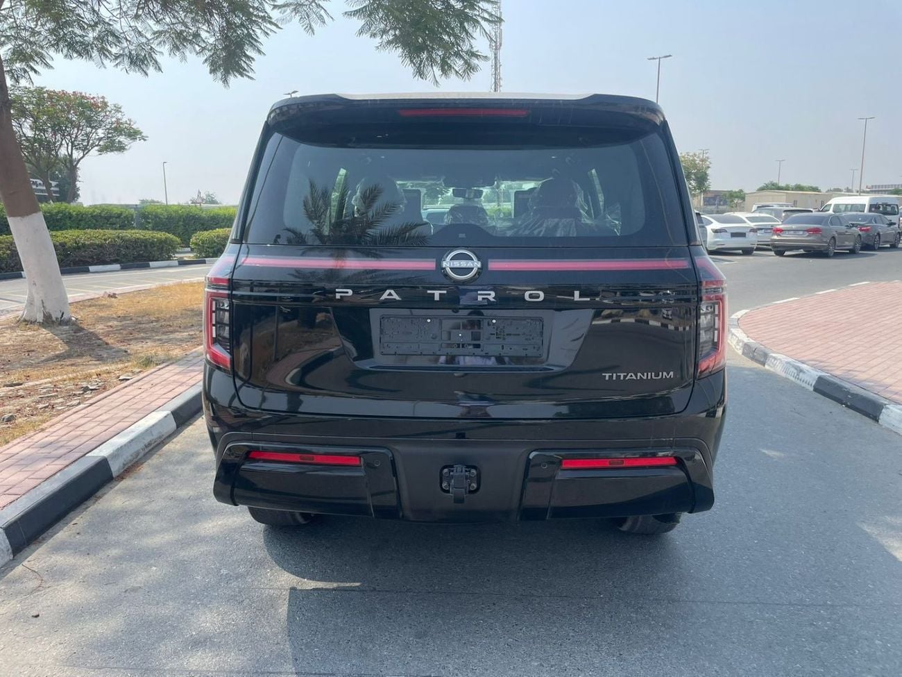 Nissan Patrol LE TITANIUM +