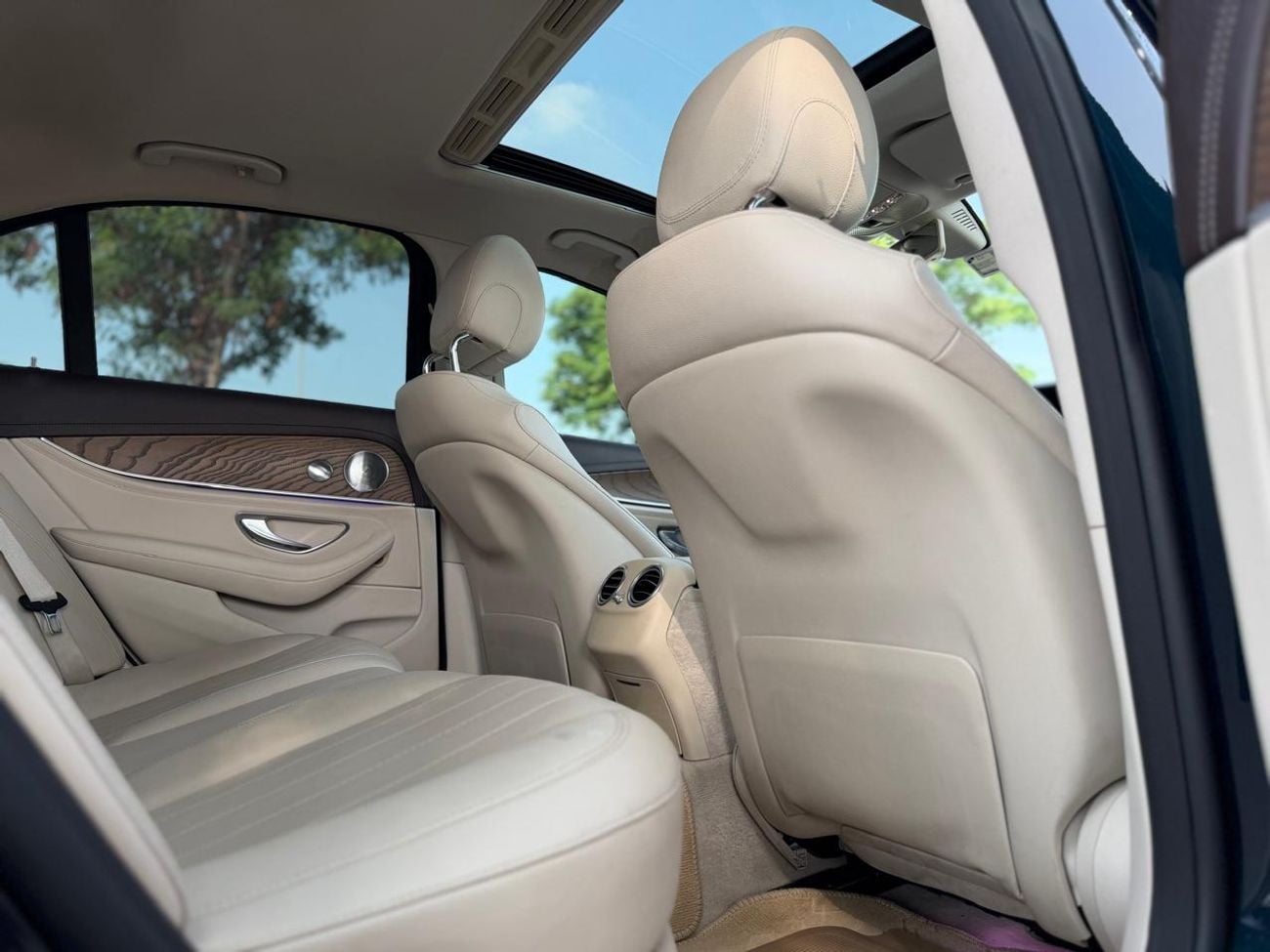 Mercedes Benz E300 AMG Mercedes E300 US 2017 Full option No Accident clean title
