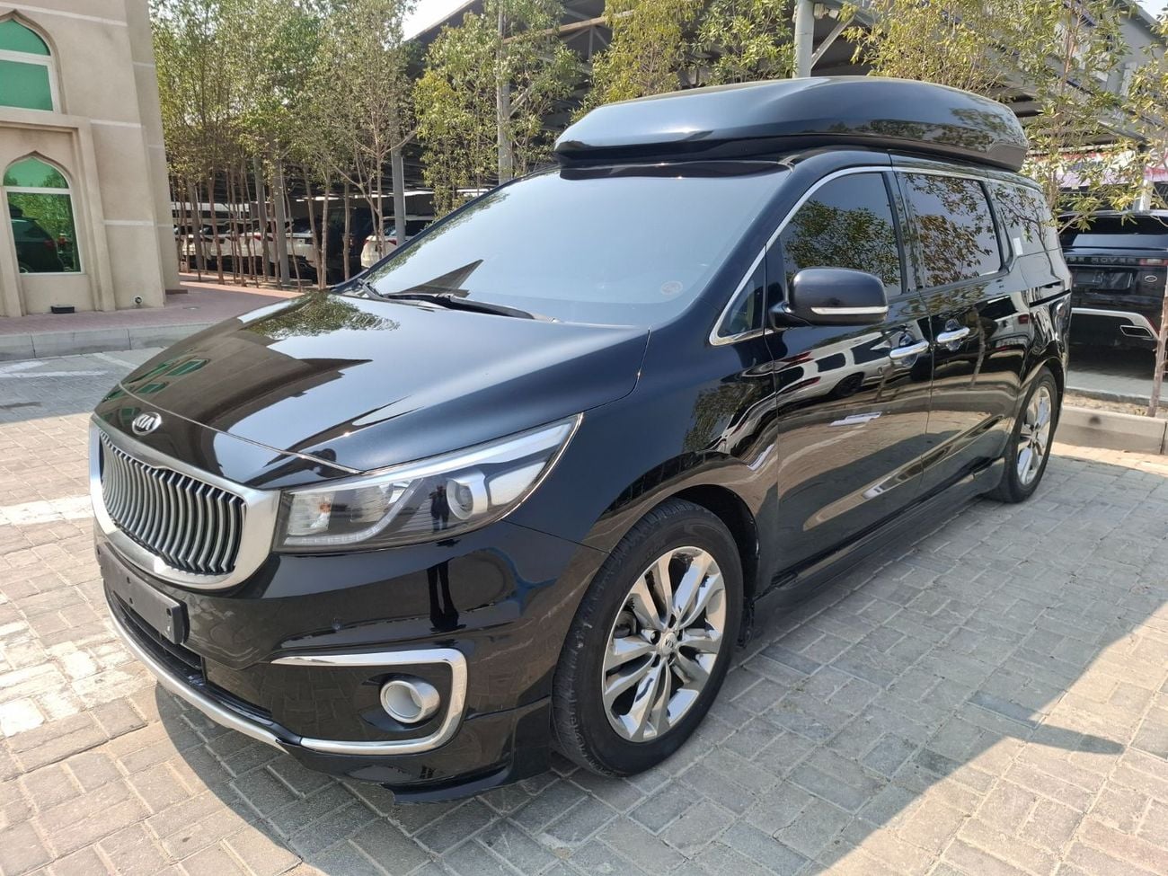 Kia Carnival
