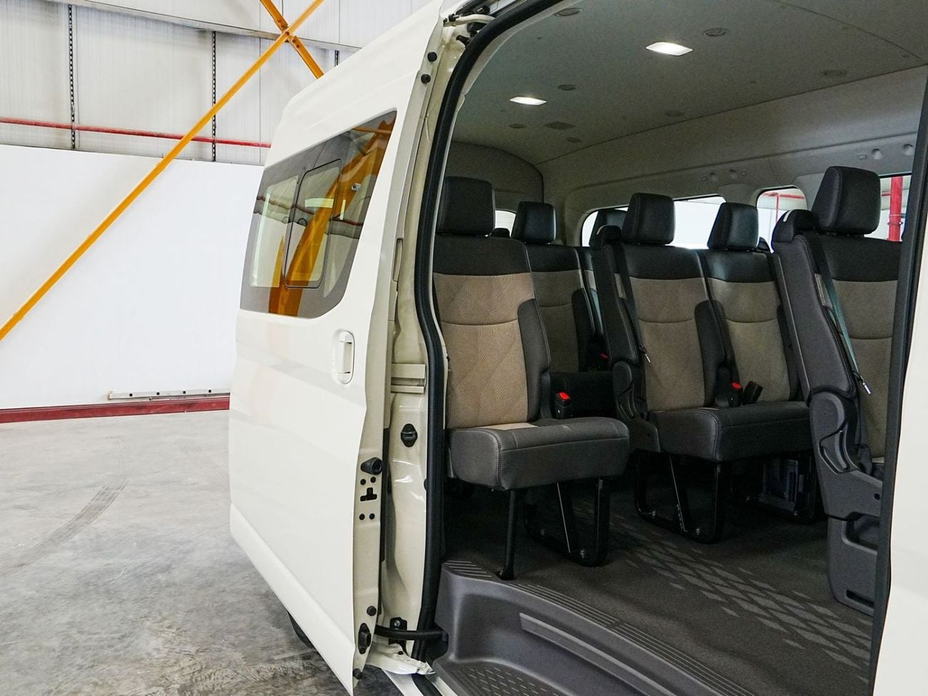 Toyota Hiace GL