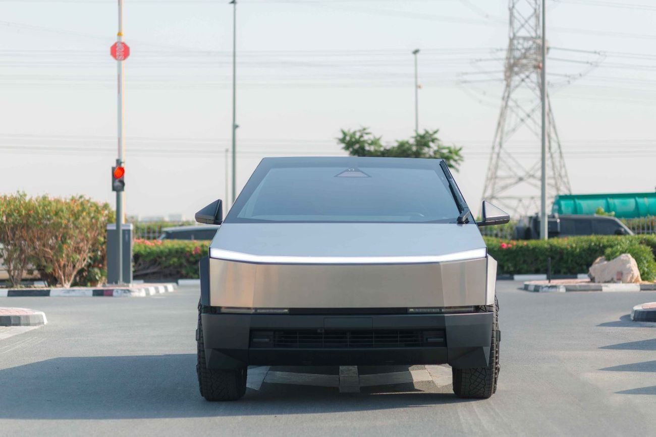 تسلا سايبرتراك FOUNDATION SERIES AWD