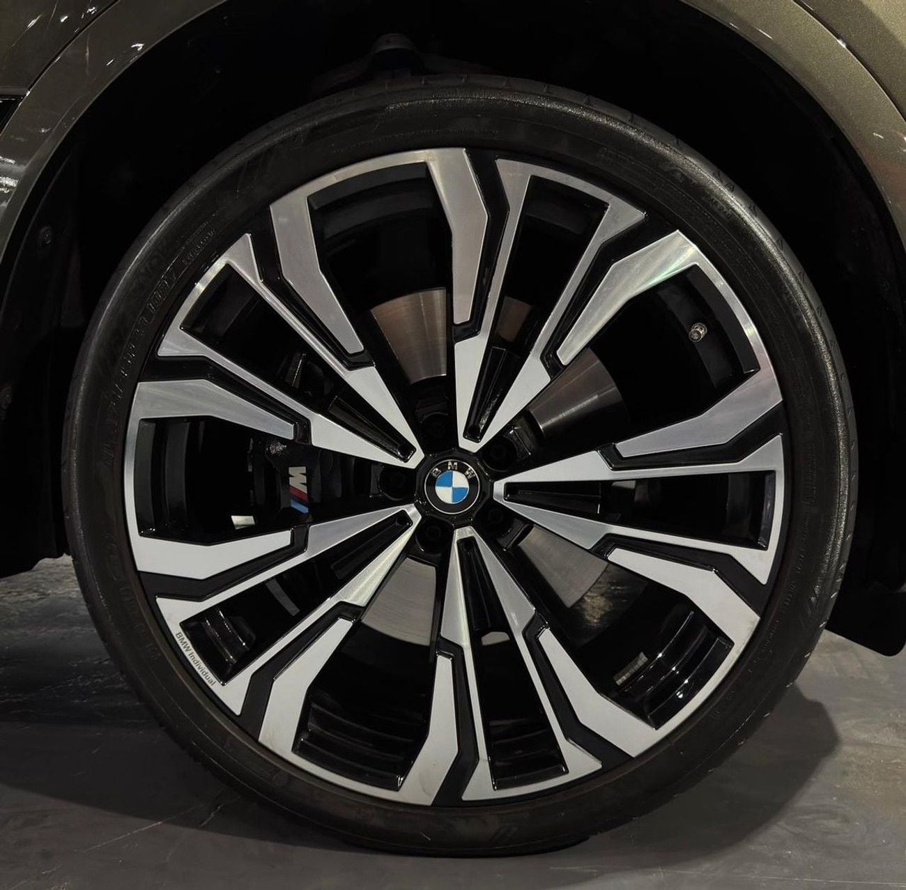 BMW X7 M60i XDRIVE