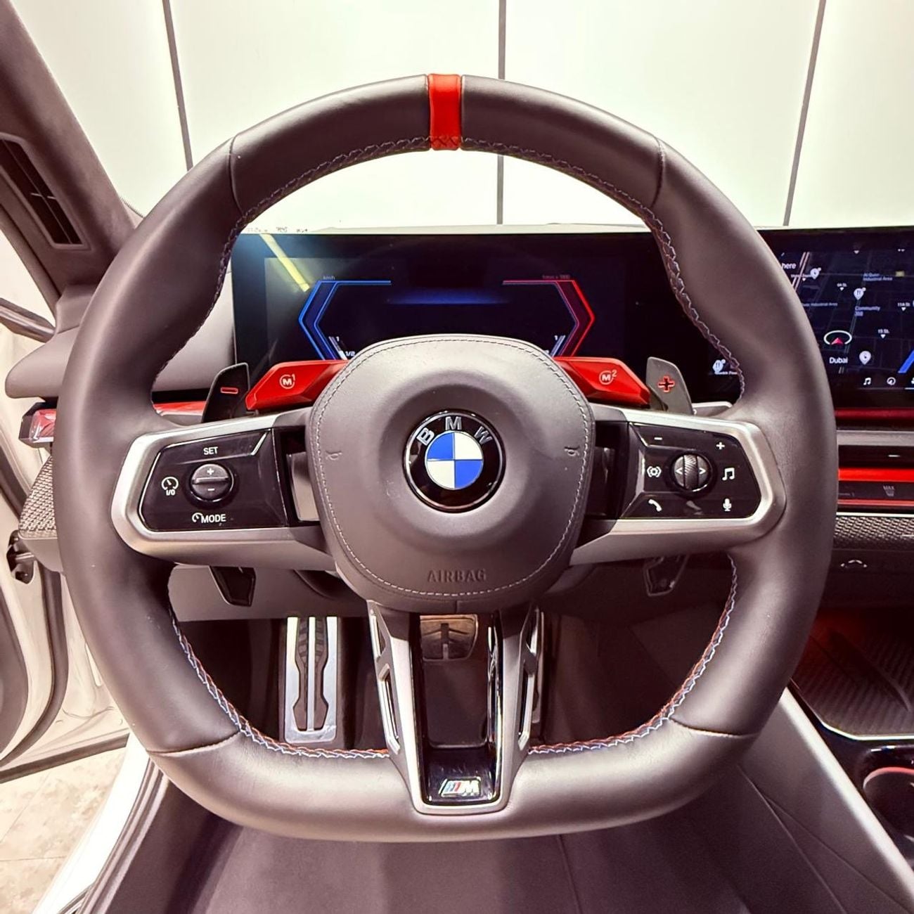 BMW M5 STANDARD GCC competition