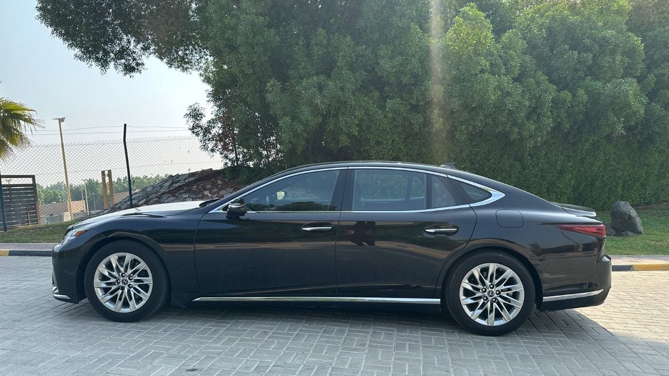 لكزس LS 500