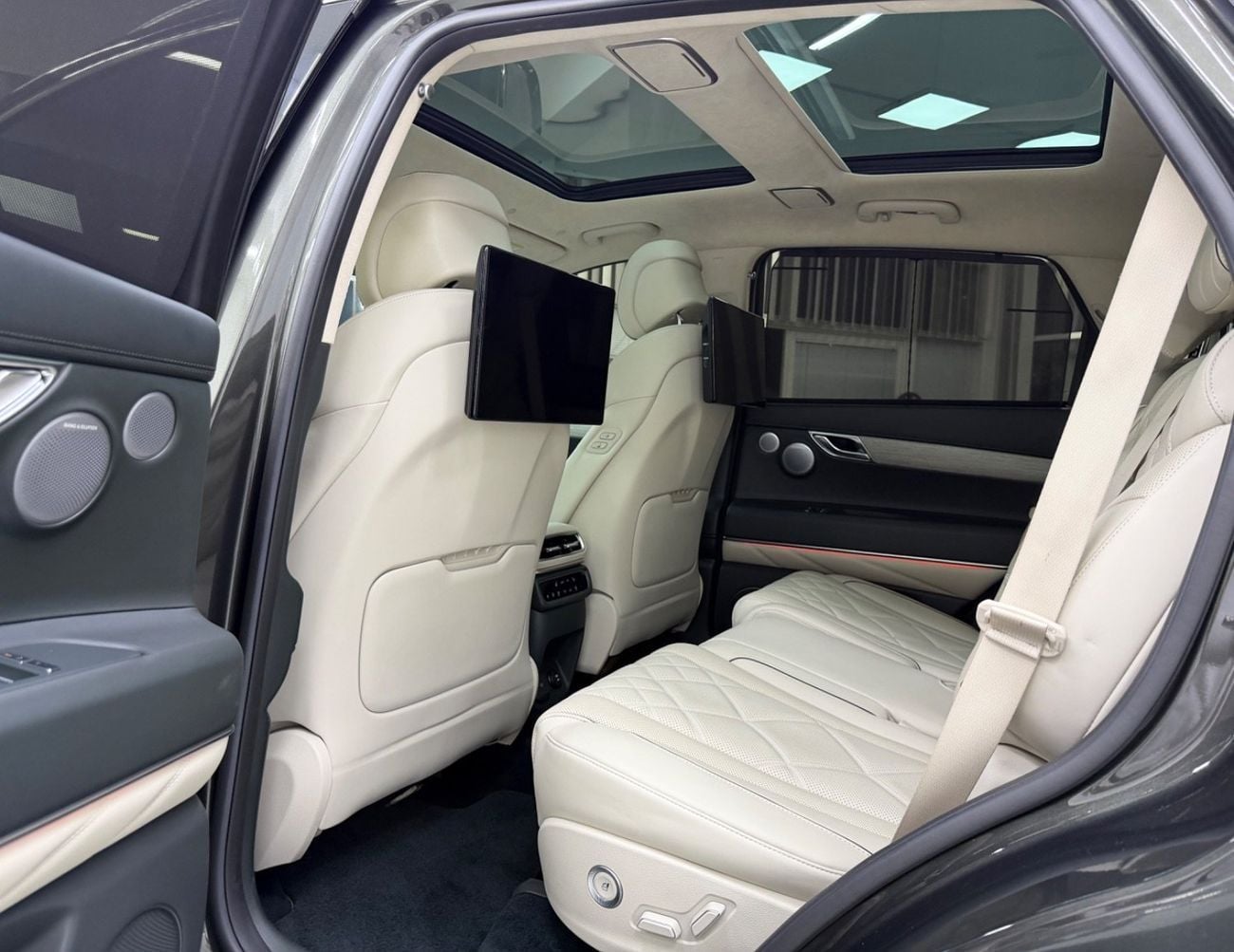 Genesis GV80 PLATINUM 3.5L AWD