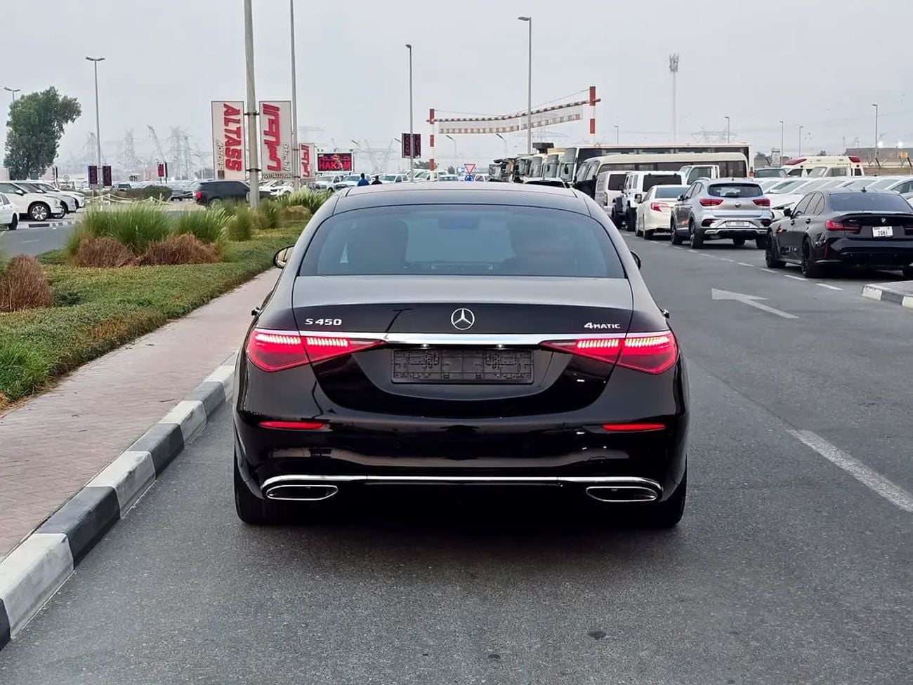 Mercedes Benz S450 S 450 AMG GCC Specs 1000 KM ONLY