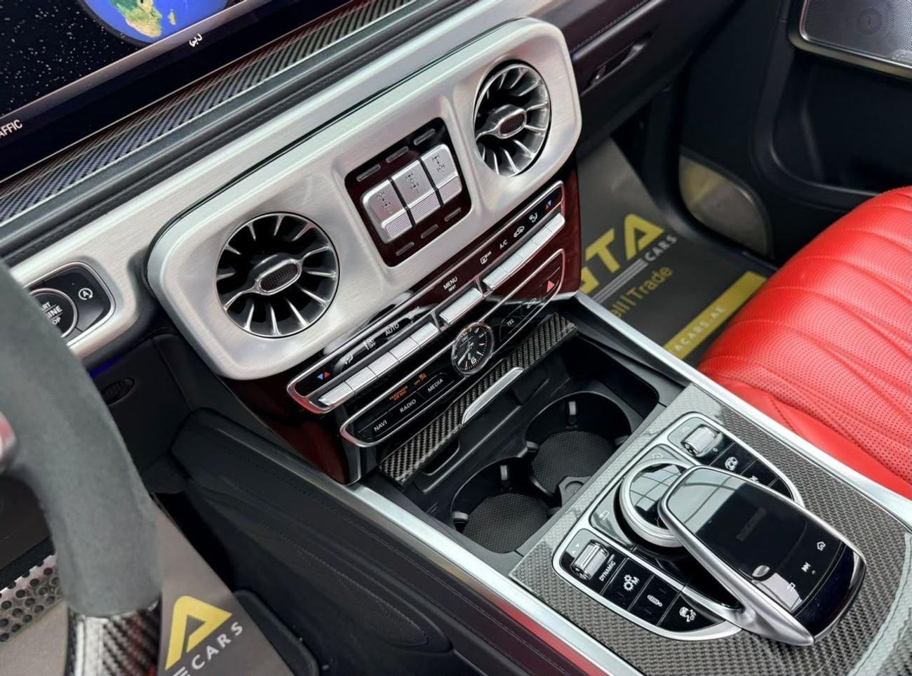 مرسيدس بنز G 63 AMG STANDARD مرسيدس بنز G63 AMG موديل 2022، باقة نايت، ضمان، سجل صيانة كامل، مقصورة داخلية من ألياف الكربون، دول