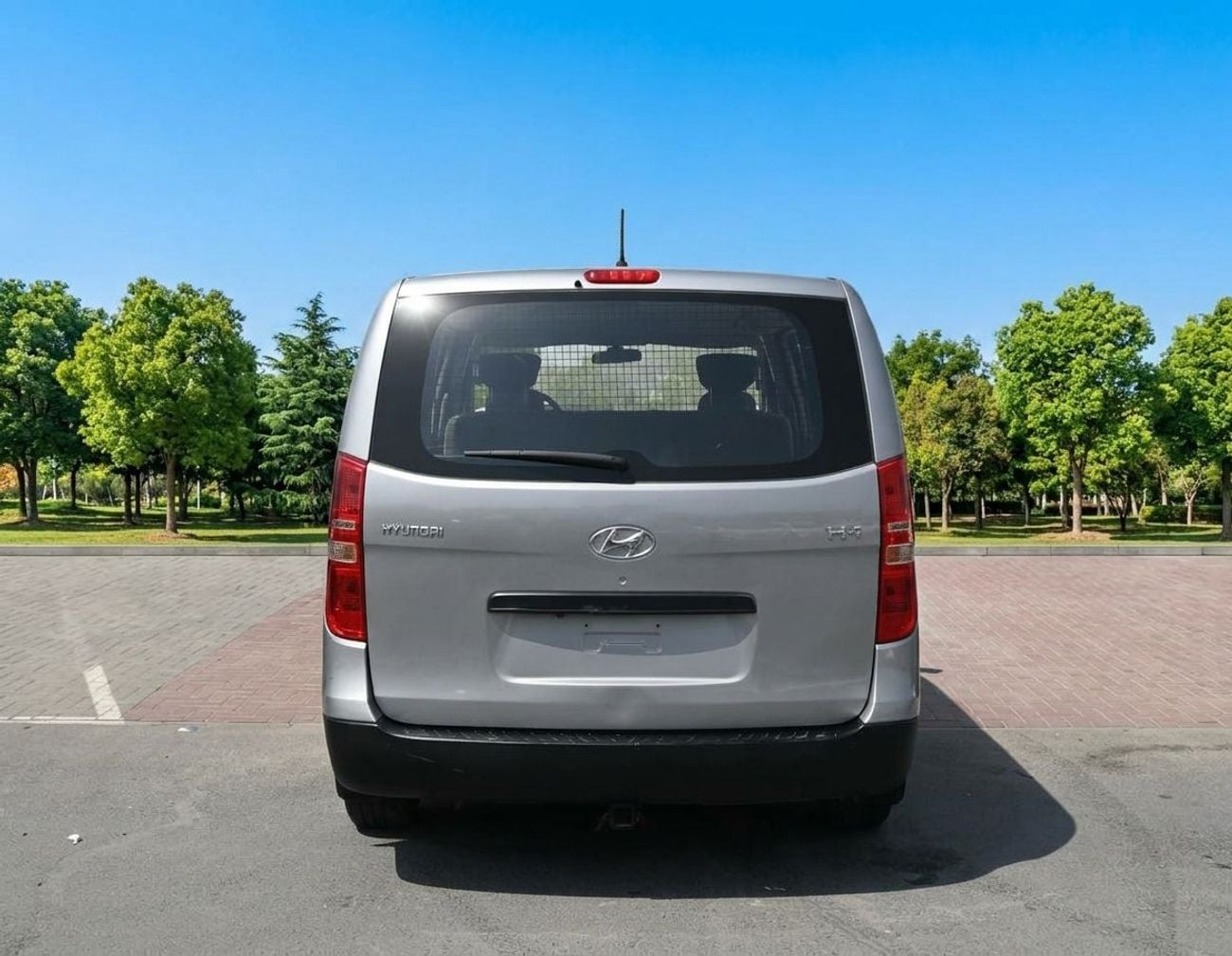 Hyundai H-1 GL Hyundai H1 Van Diesel , 2019 Korean, accident-free, in excellent condition