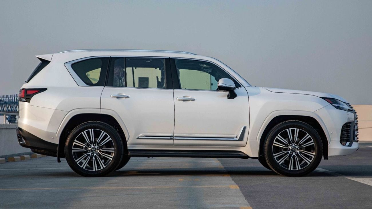 Lexus LX700h SIGNATURE 3.5L TWIN TURBO | AUTO PARK | 3 YEARS WARRANTY | 2026 | FOR LOCAL REGISTRATION + 10% |