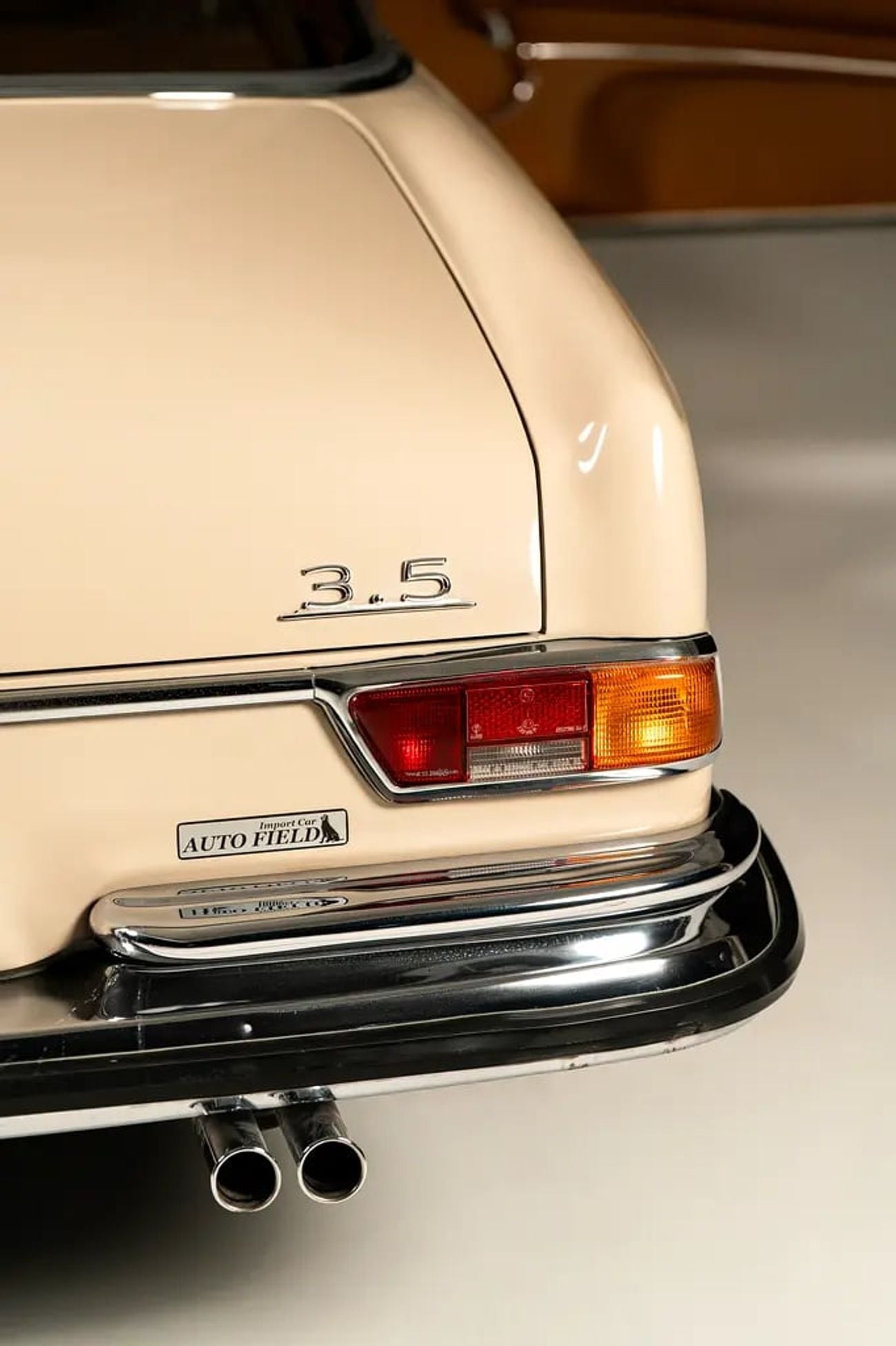 مرسيدس بنز 280SE 280 SE 3.5 Coupe (W111) | 64,434kms | Japanese Delivery | Highly Original