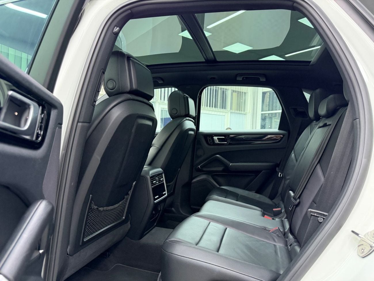 Porsche Cayenne STANDARD