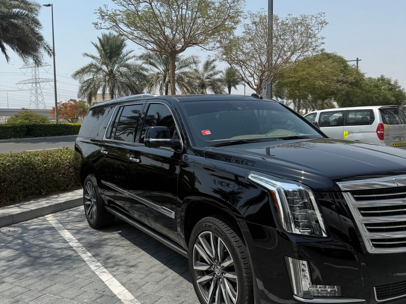Cadillac Escalade ESV Platinum Luxury